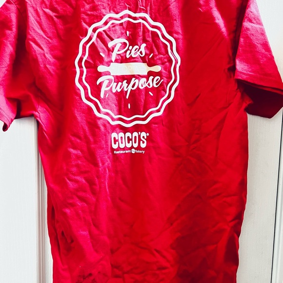 Coco’s Classic T-shirt - Picture 2 of 2